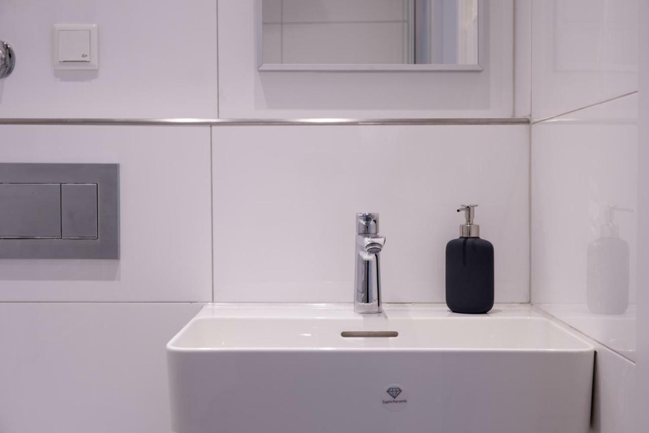 Helles Design-Appartement An Der Messe Essen Ngoại thất bức ảnh